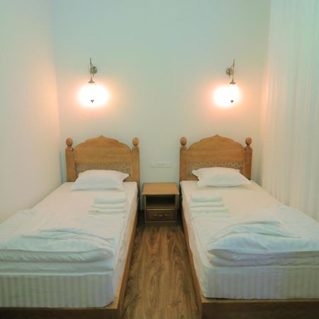 Guesthouse Muqaddam Buchara Exterior foto