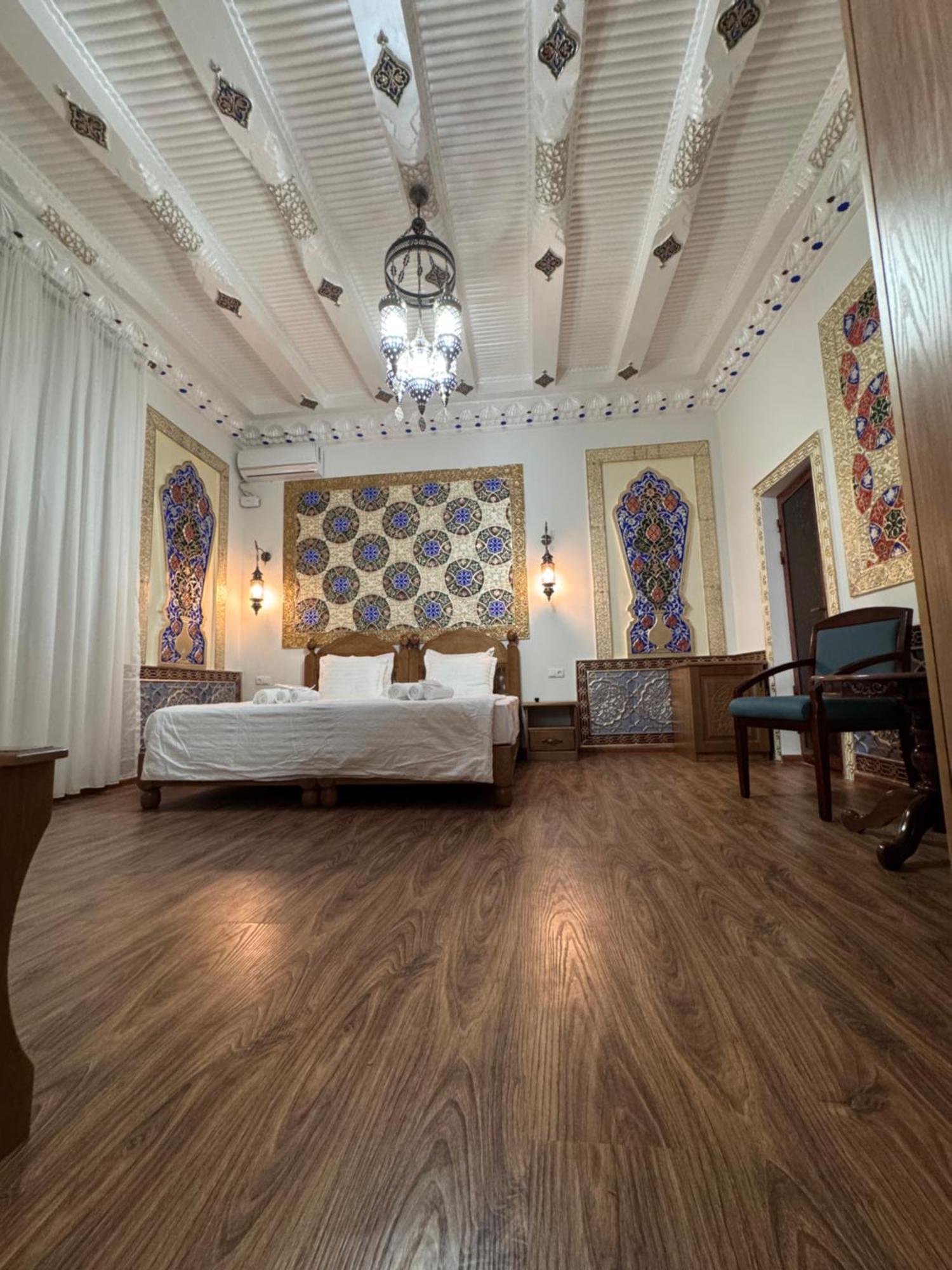 Guesthouse Muqaddam Buchara Exterior foto