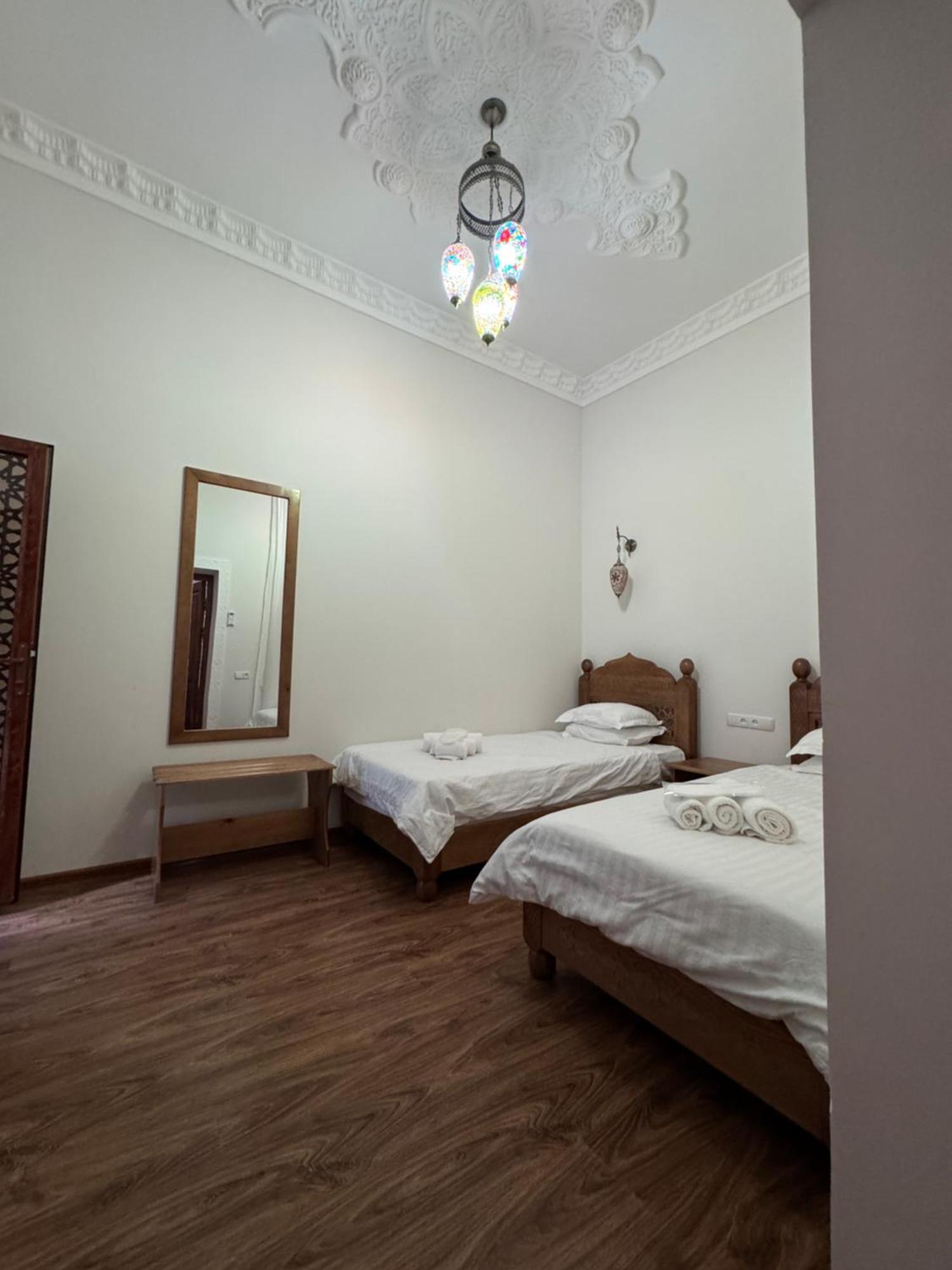 Guesthouse Muqaddam Buchara Exterior foto